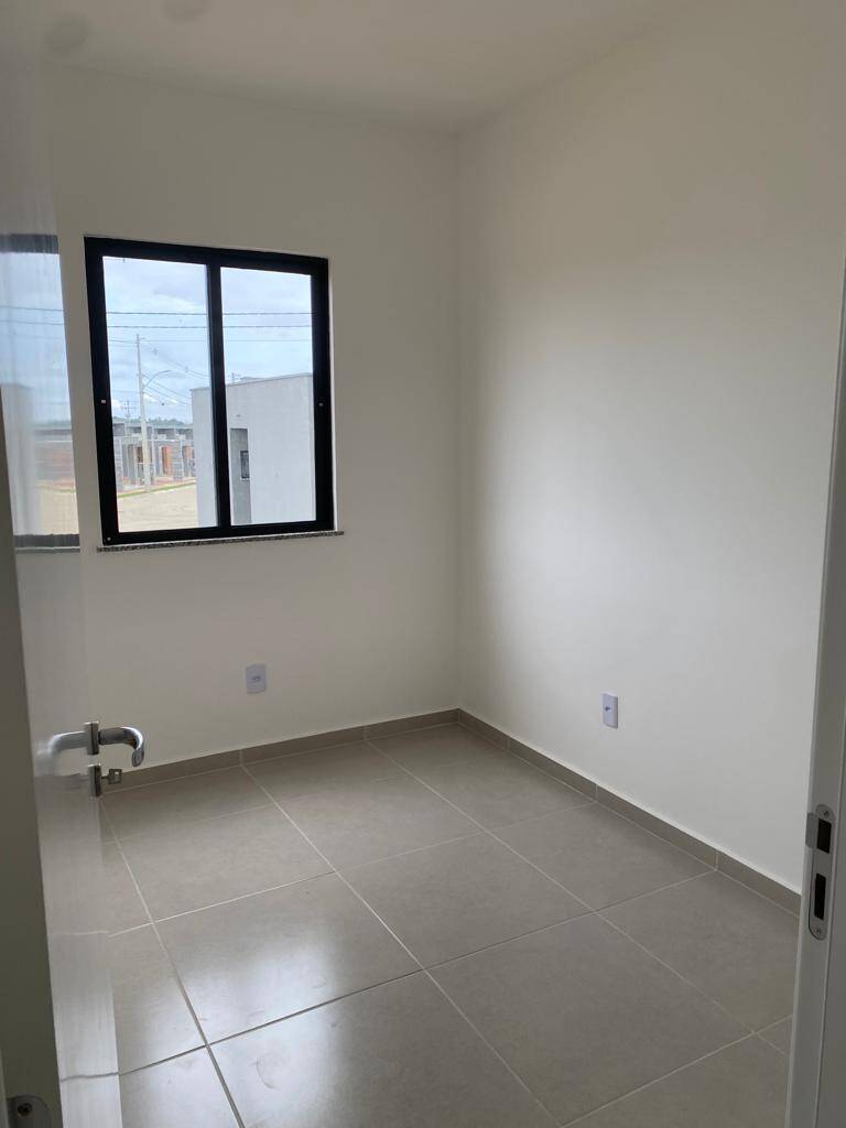 Casa à venda com 3 quartos, 59m² - Foto 2