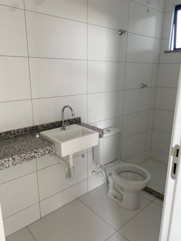 Casa à venda com 3 quartos, 59m² - Foto 3