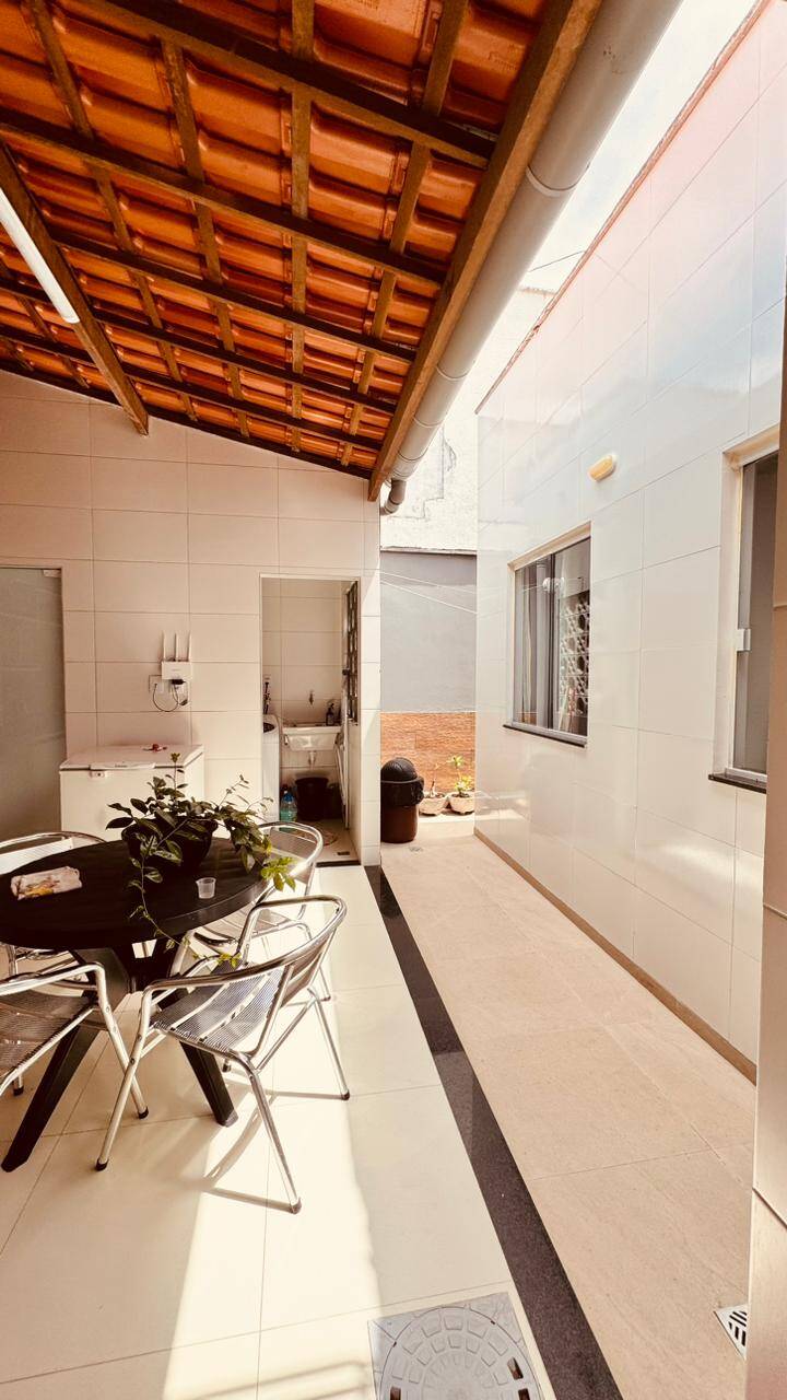 Casa, 3 quartos, 146 m² - Foto 2