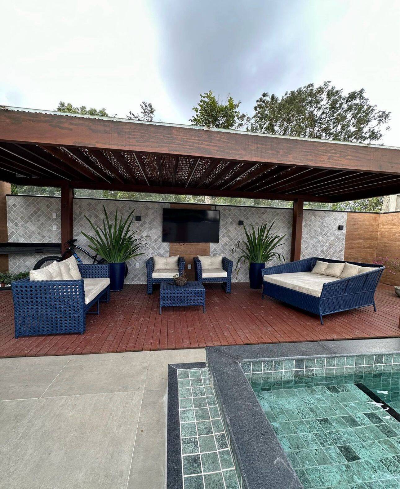 Casa à venda com 4 quartos, 600m² - Foto 4