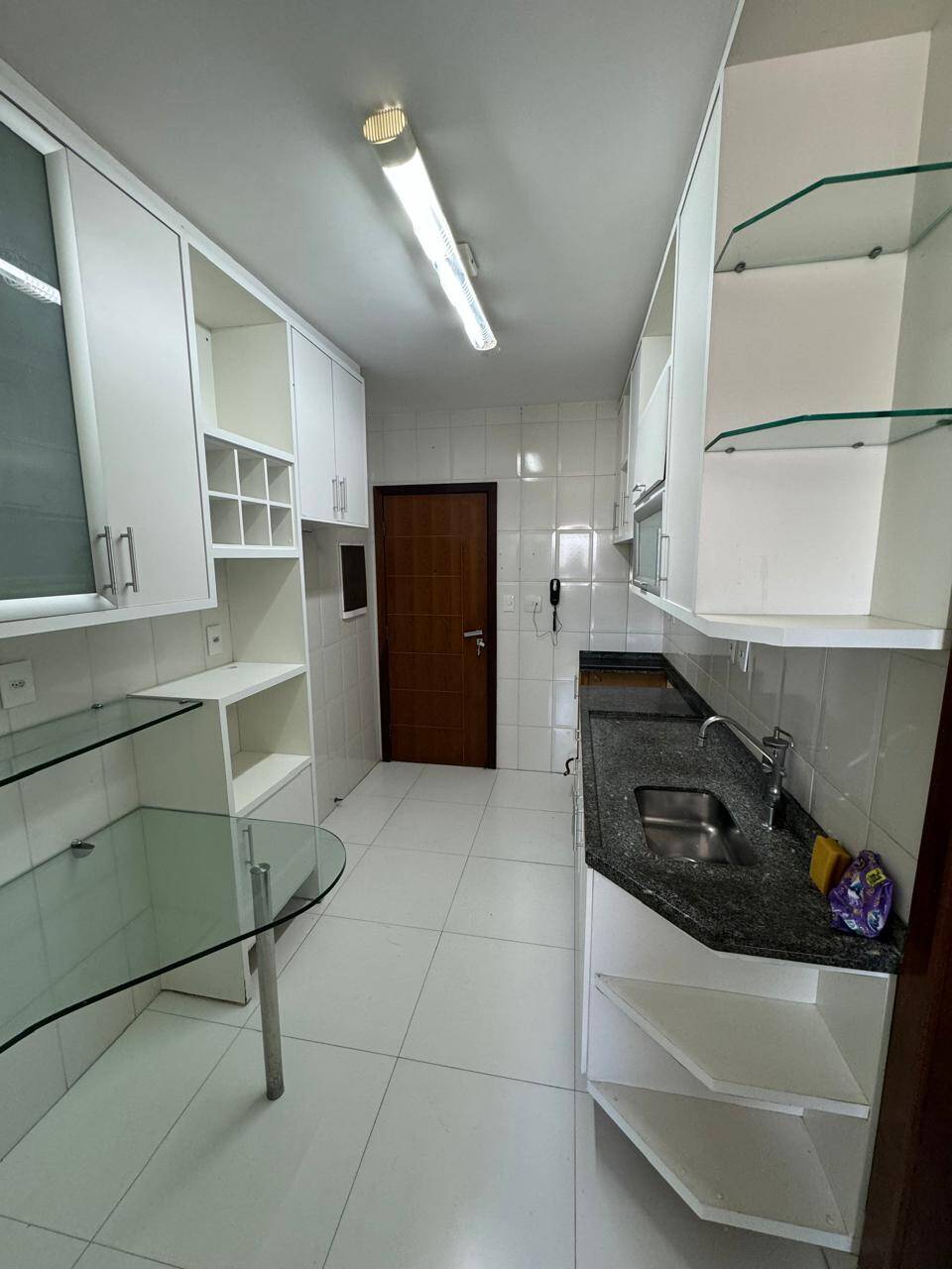 Apartamento à venda com 2 quartos, 98m² - Foto 4