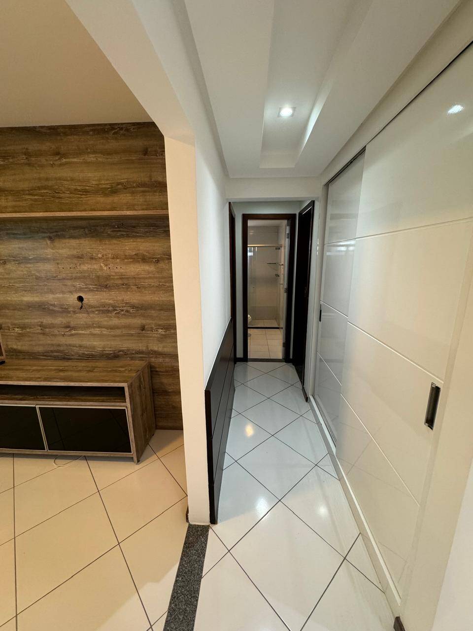 Apartamento à venda com 2 quartos, 98m² - Foto 13