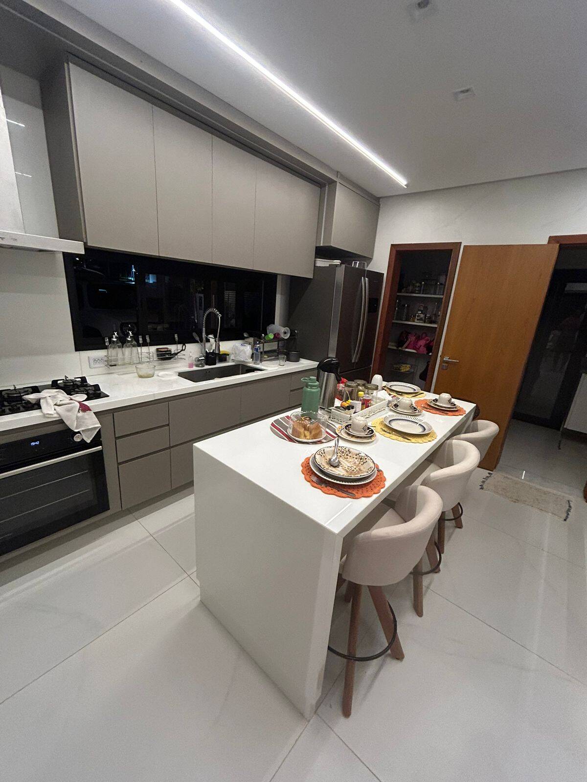 Casa, 4 quartos, 290 m² - Foto 10