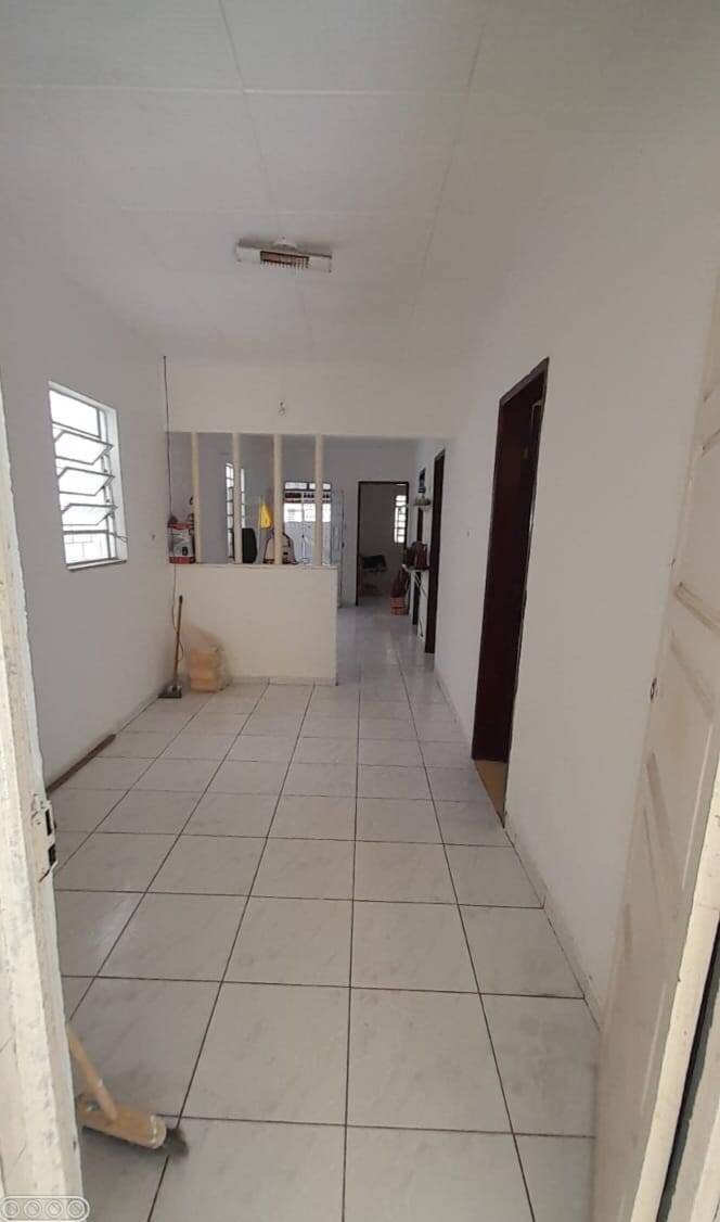 Casa, 5 quartos, 153 m² - Foto 2