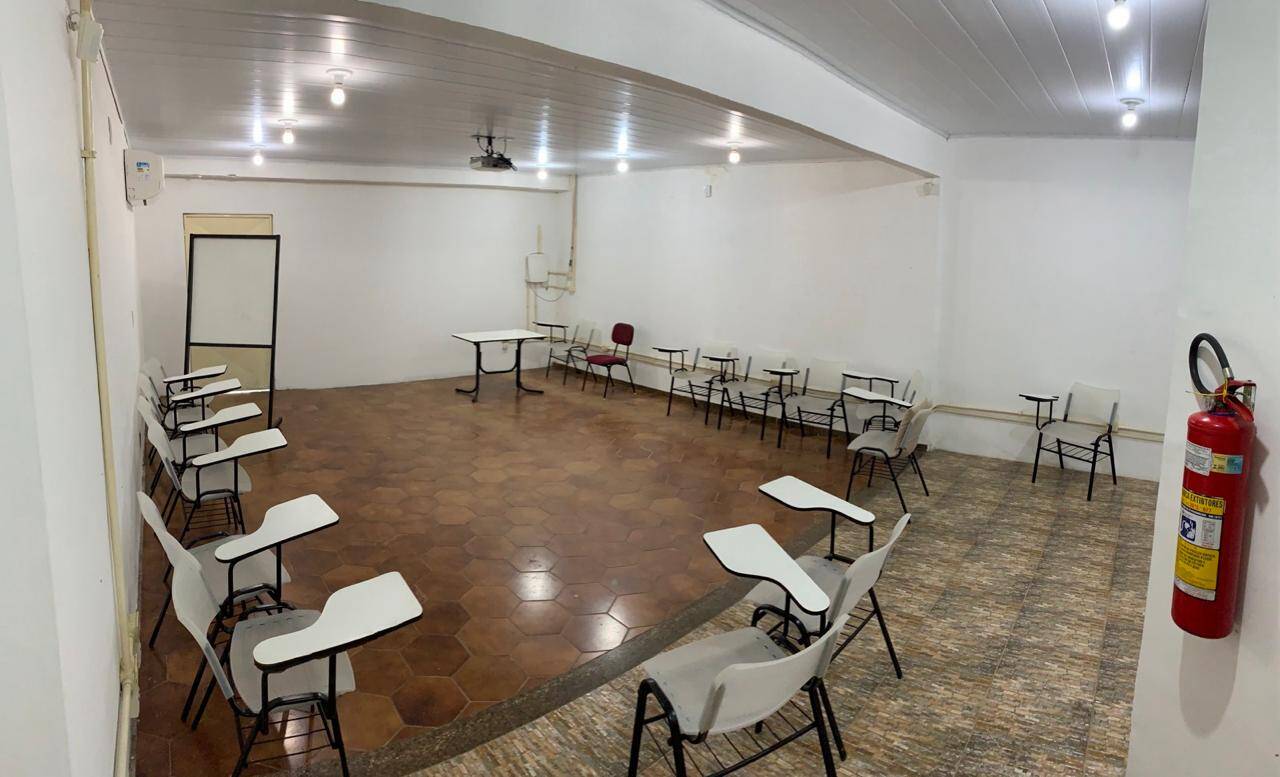 Casa à venda com 6 quartos, 753m² - Foto 9