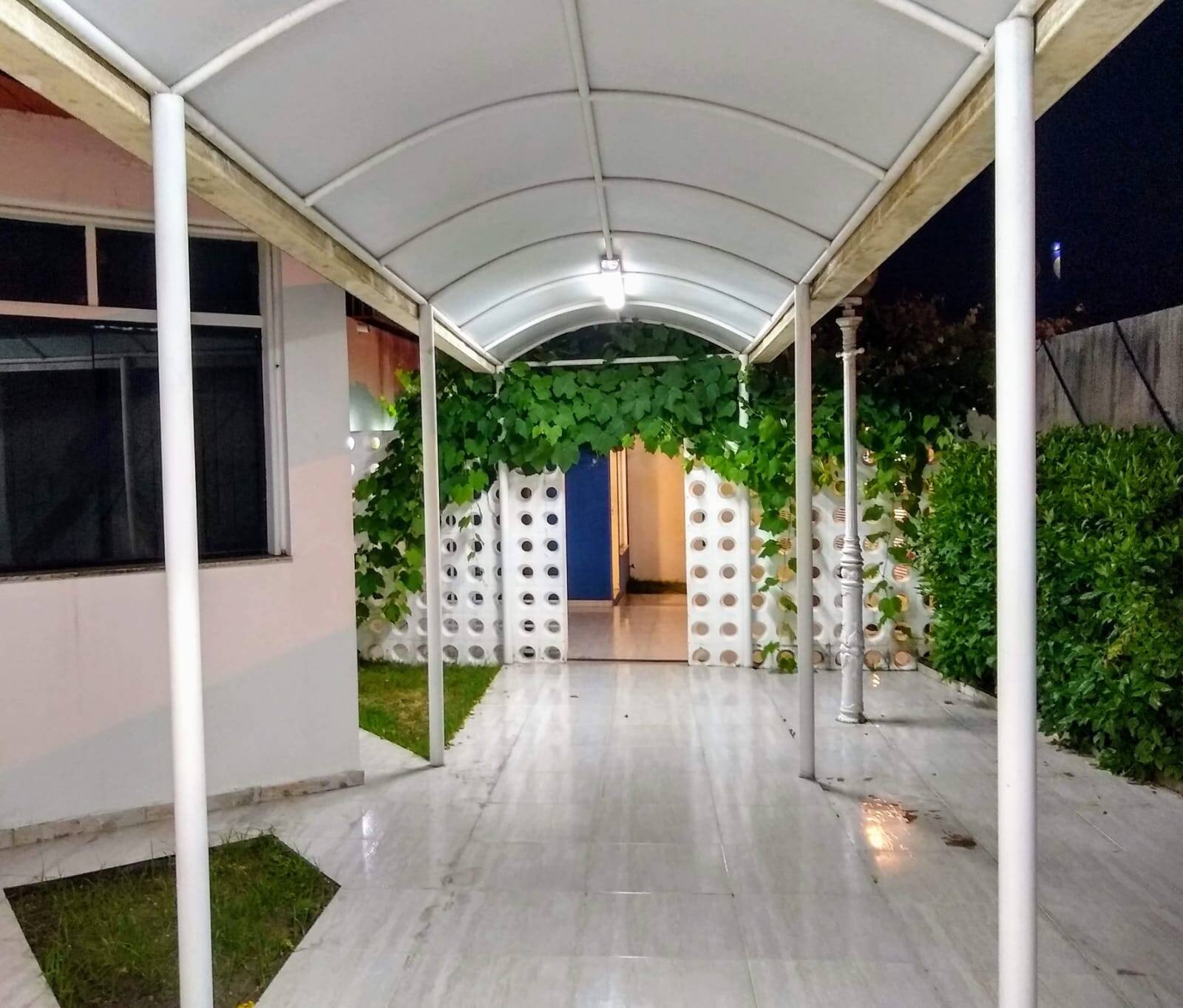 Casa à venda com 6 quartos, 753m² - Foto 3