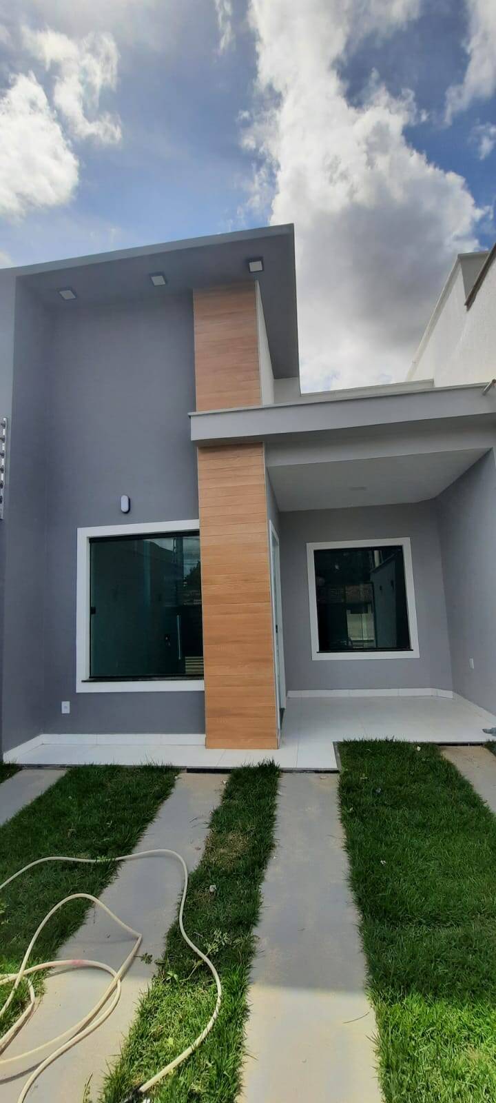 Casa, 2 quartos, 83 m² - Foto 1