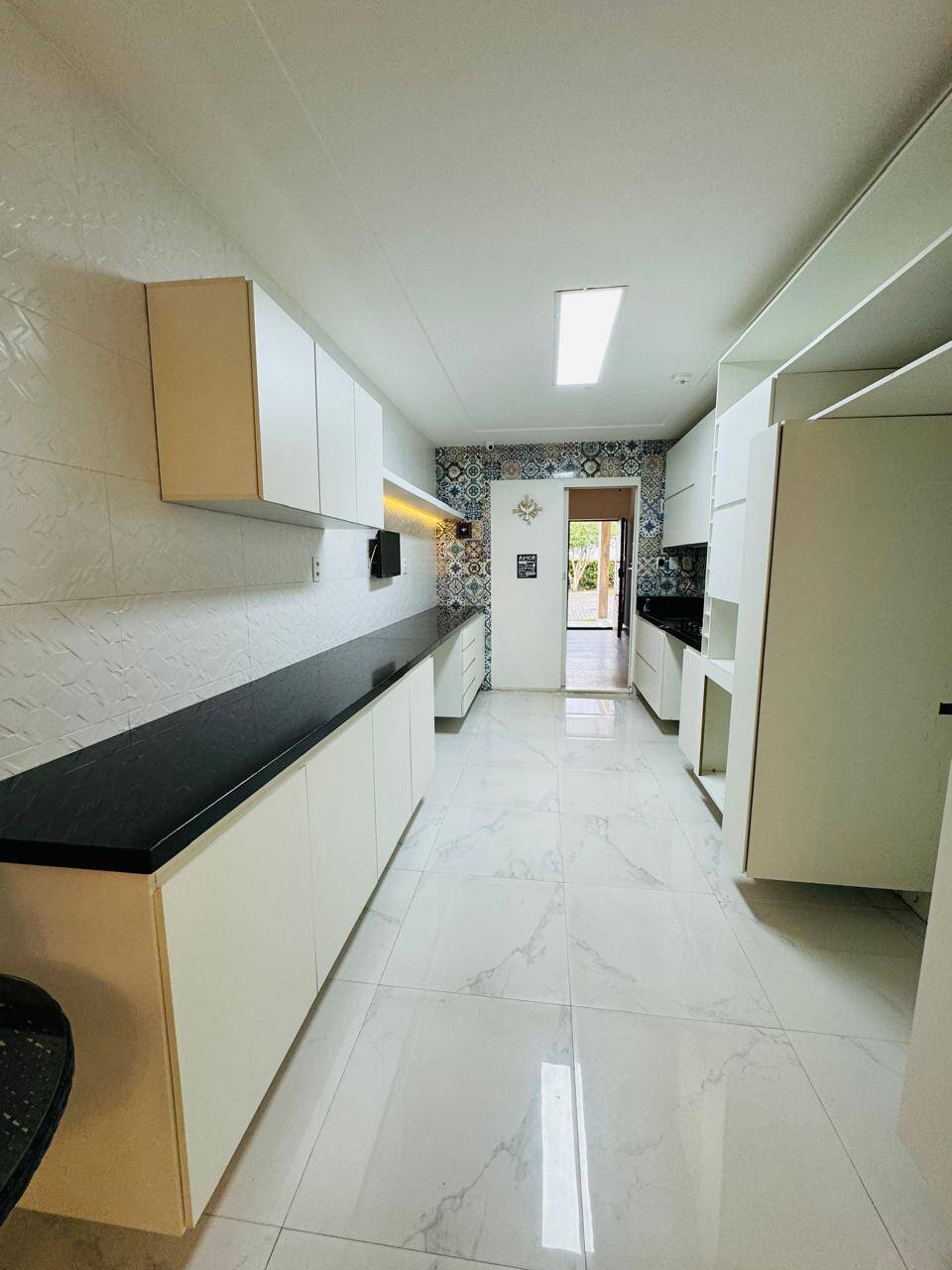 Casa à venda com 2 quartos, 50m² - Foto 7