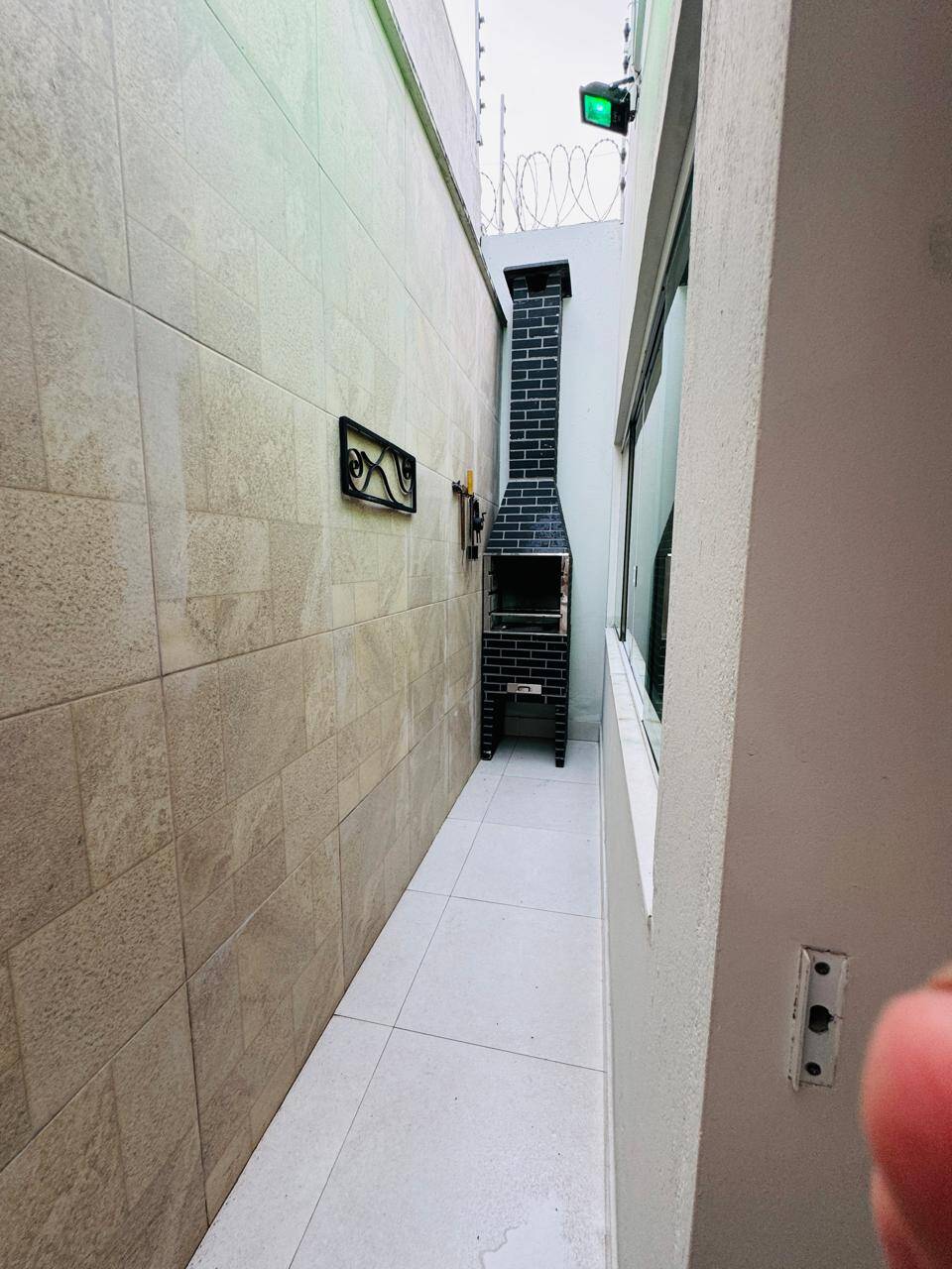 Casa à venda com 2 quartos, 50m² - Foto 8