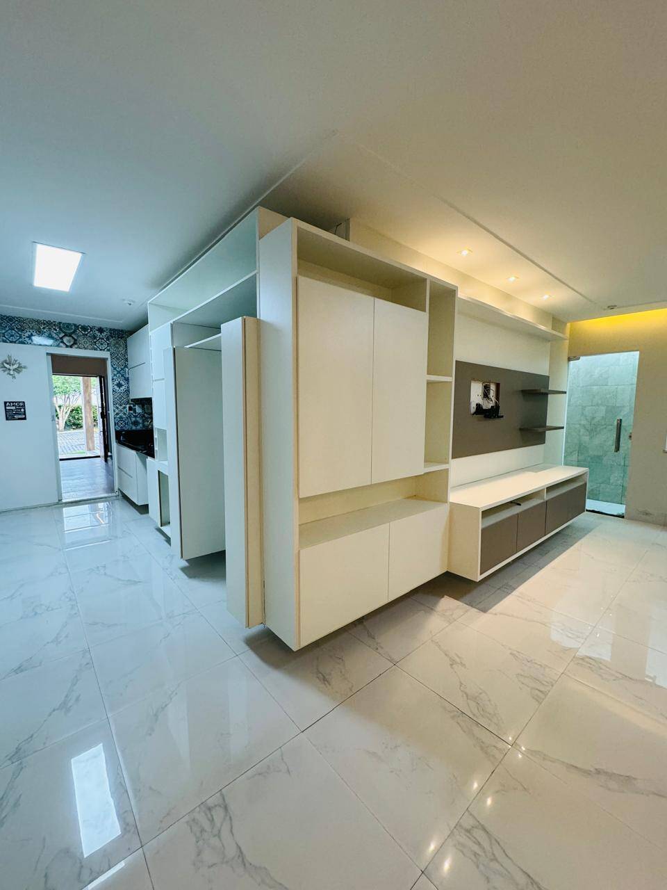 Casa à venda com 2 quartos, 50m² - Foto 3