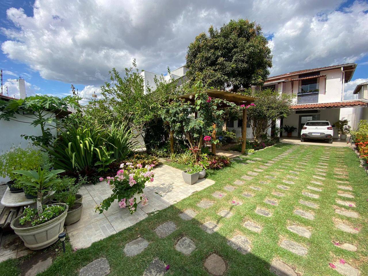 Casa, 3 quartos - Foto 1