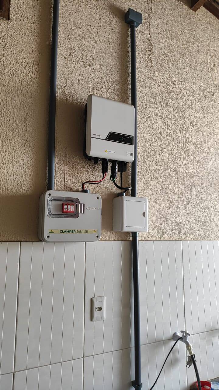 Casa à venda e aluguel com 3 quartos, 165m² - Foto 2