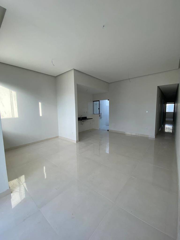 Casa à venda com 3 quartos, 82m² - Foto 3