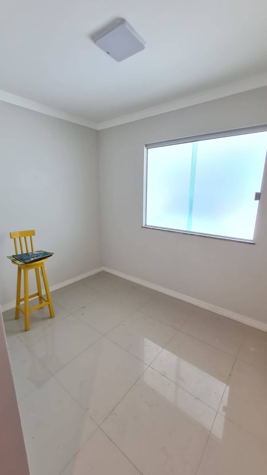 Casa à venda com 3 quartos, 142m² - Foto 4