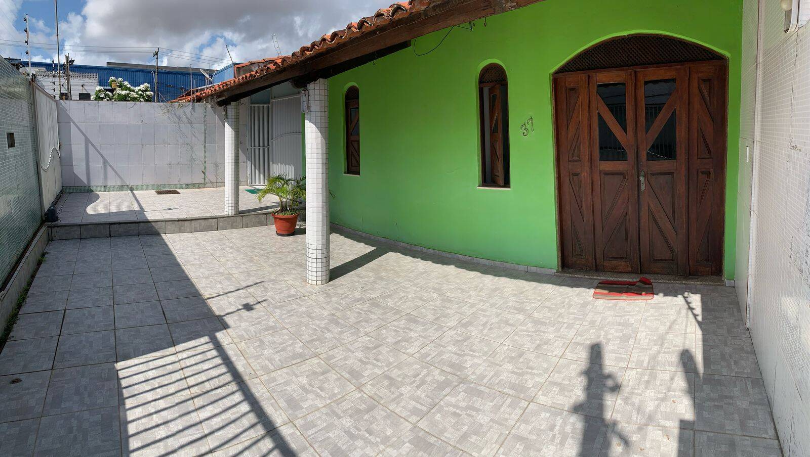 Casa à venda com 3 quartos, 200m² - Foto 3