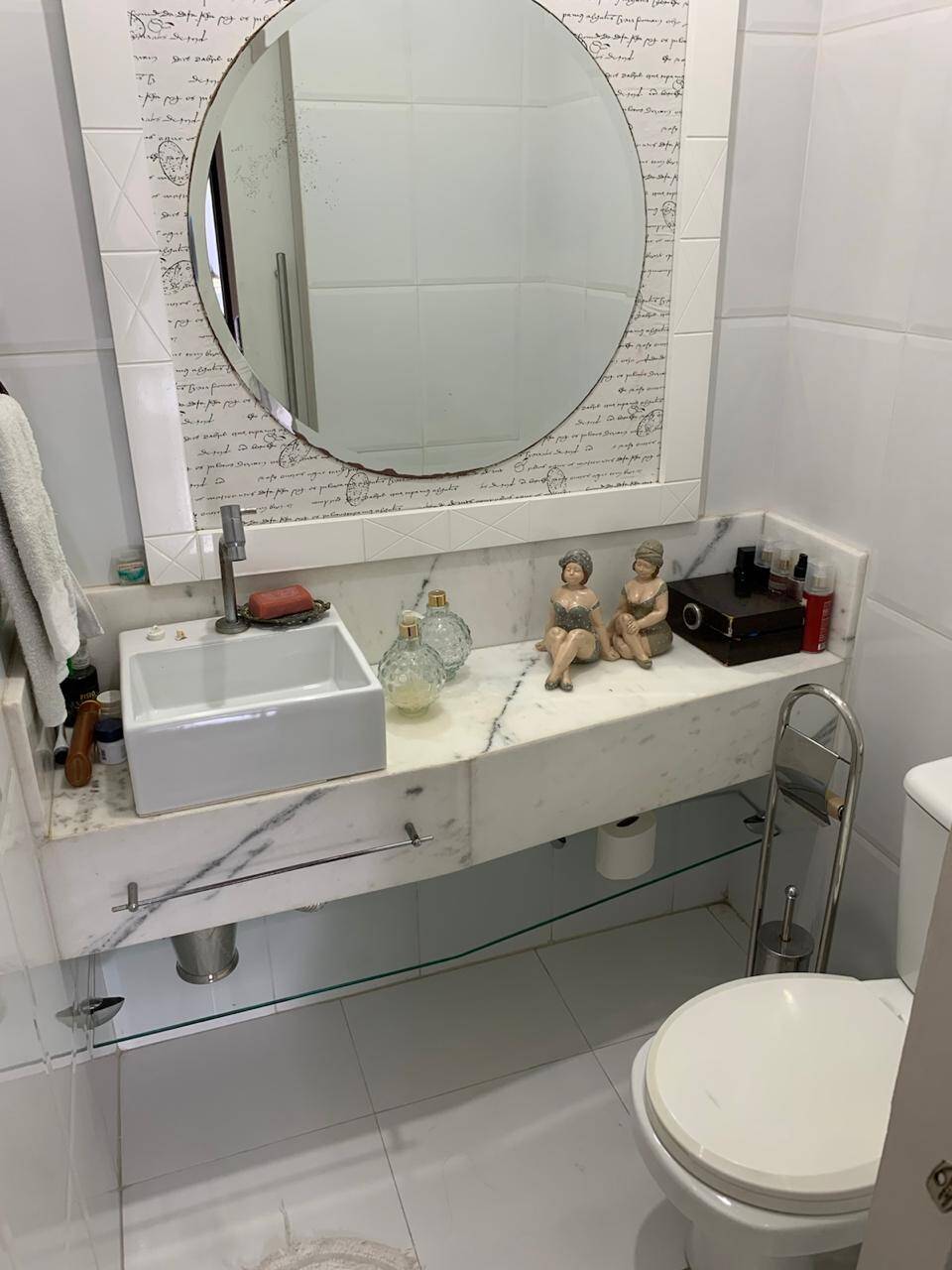 Casa à venda com 3 quartos, 187m² - Foto 2
