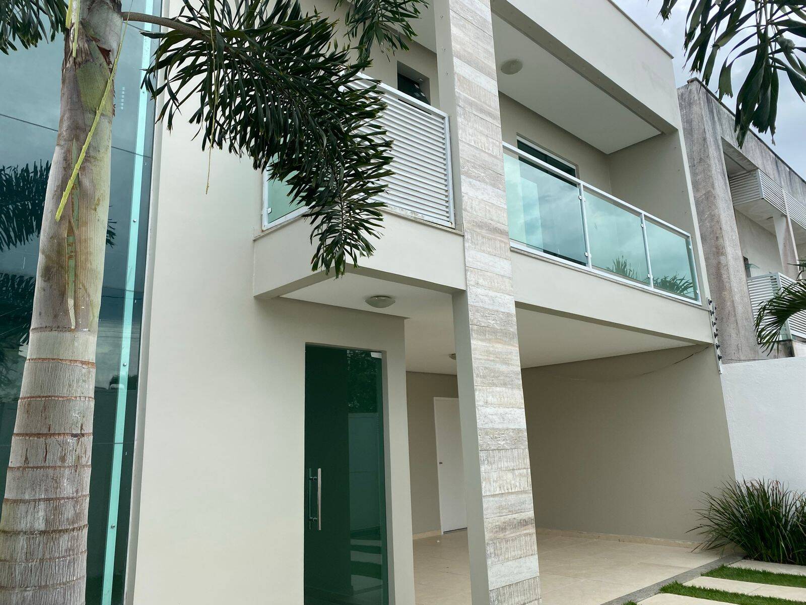 Casa à venda e aluguel com 3 quartos - Foto 1