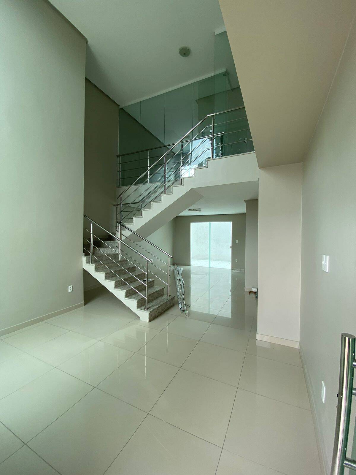 Casa à venda e aluguel com 3 quartos - Foto 11
