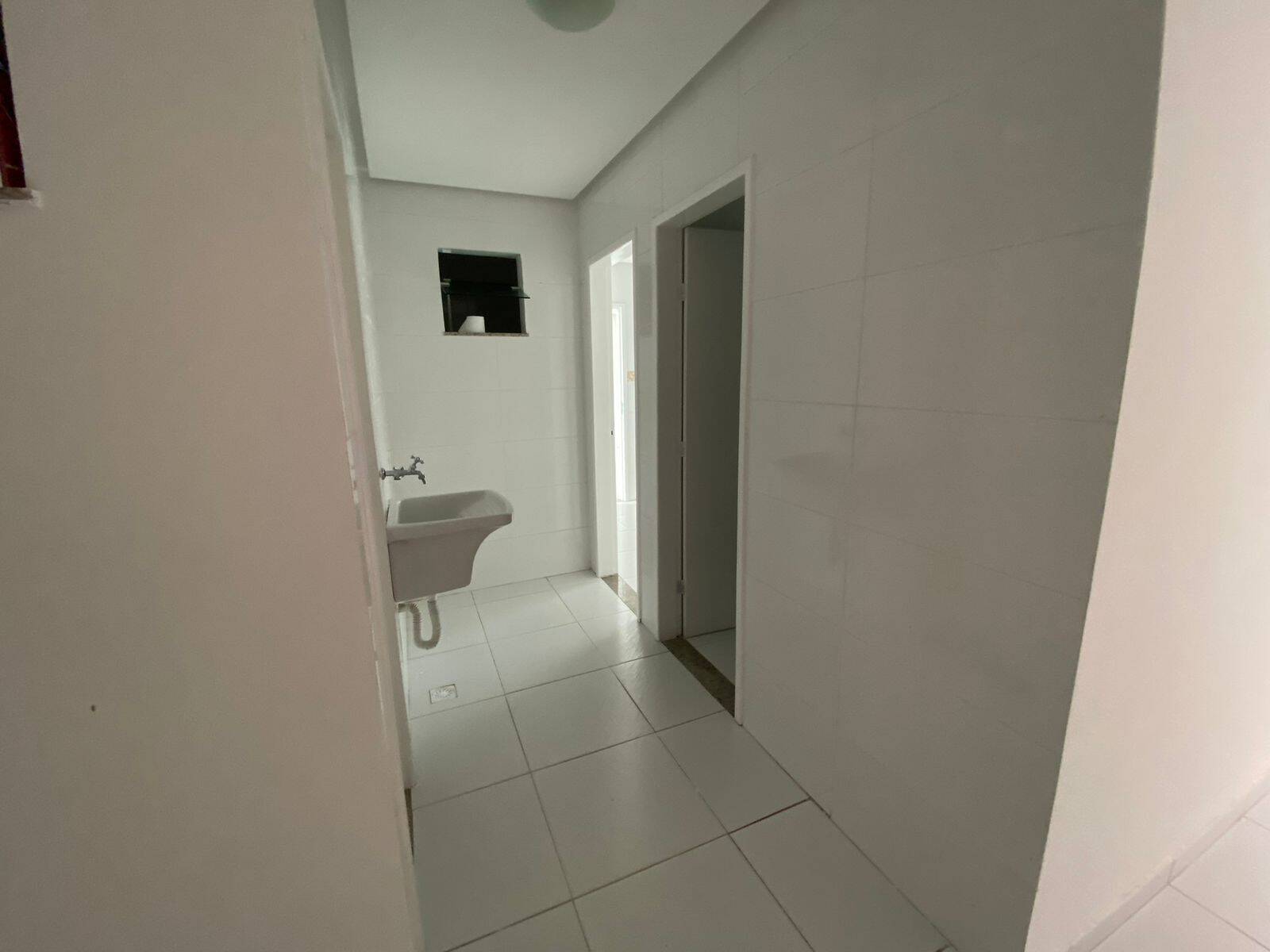 Casa à venda e aluguel com 3 quartos - Foto 15