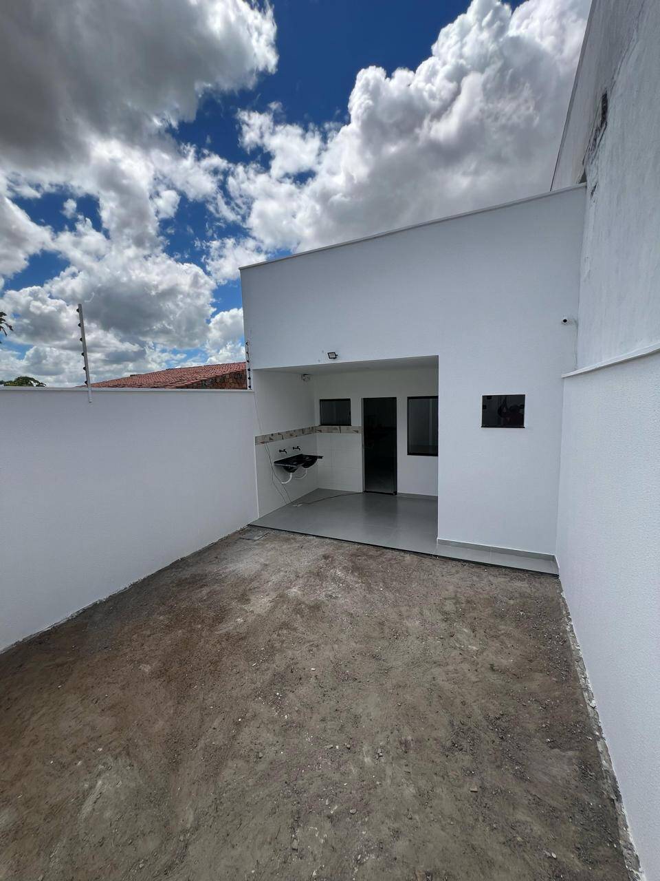 Casa à venda com 2 quartos, 69m² - Foto 5