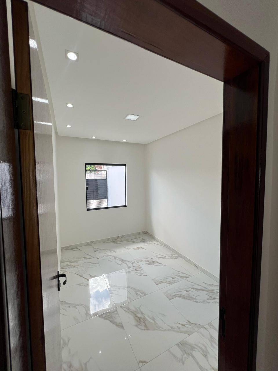 Casa à venda com 2 quartos, 69m² - Foto 10