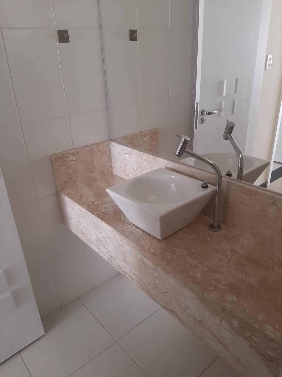 Casa à venda e aluguel com 3 quartos - Foto 19