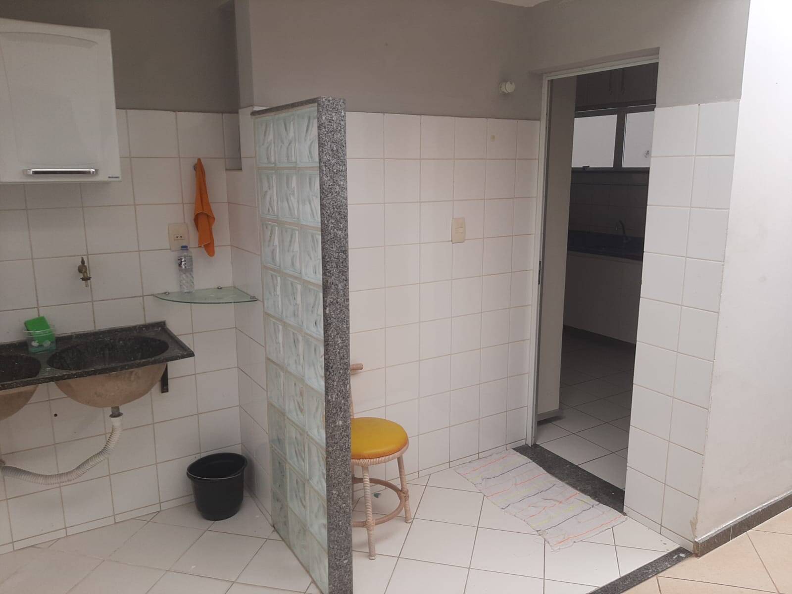 Casa à venda e aluguel com 3 quartos - Foto 29