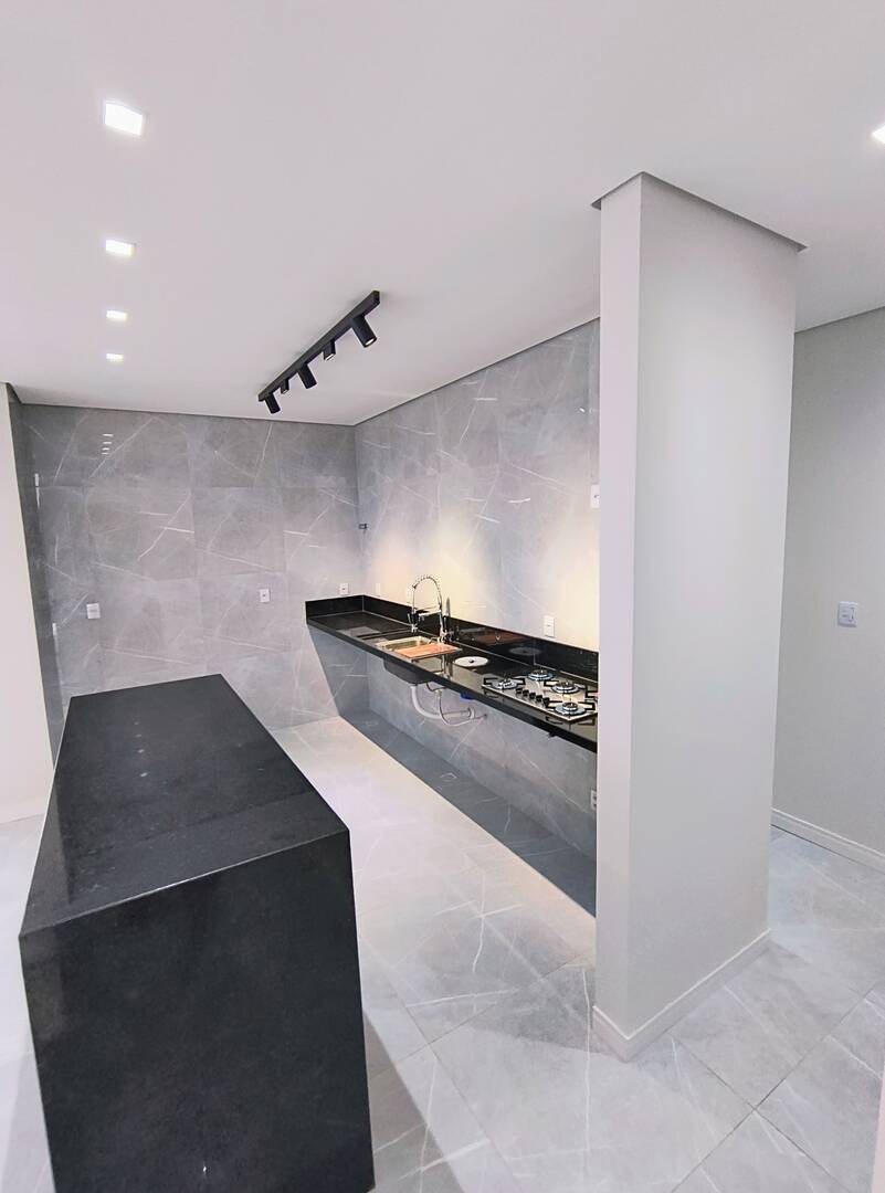 Casa à venda com 3 quartos, 190m² - Foto 7