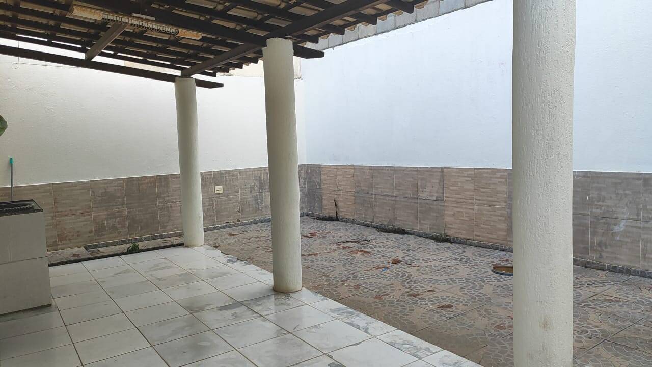 Casa para alugar com 3 quartos - Foto 6