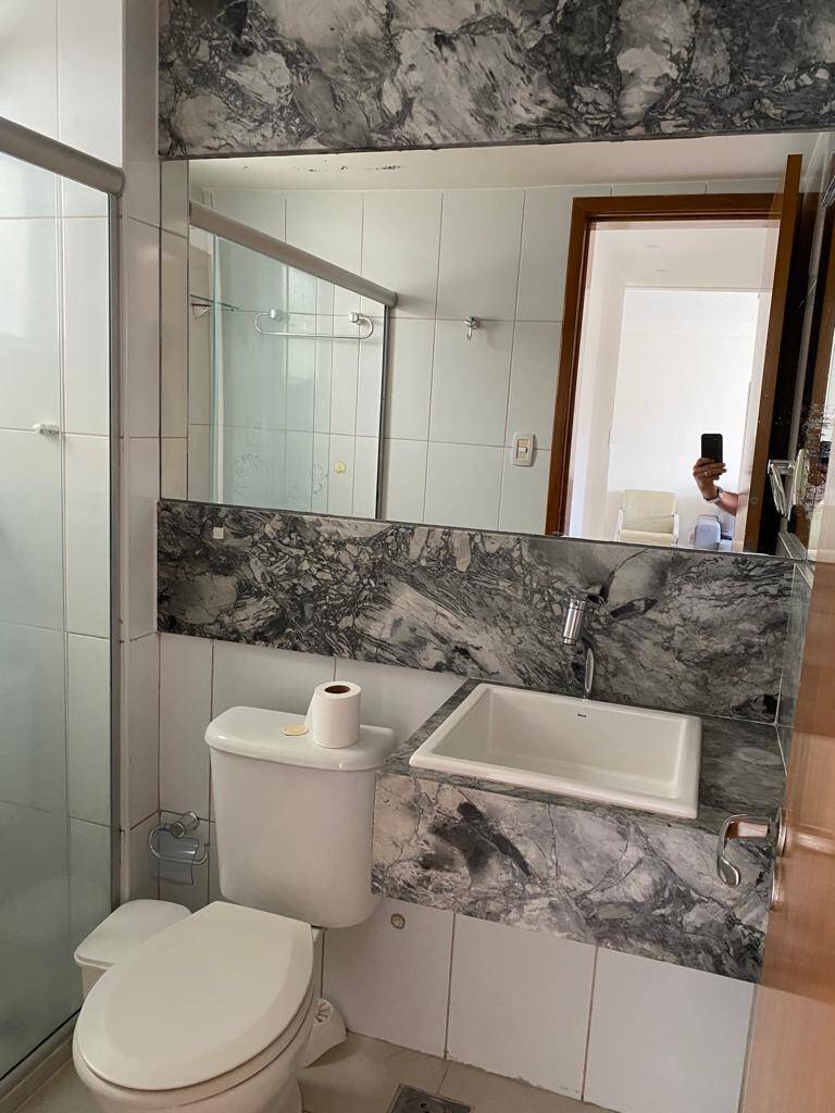 Apartamento à venda com 2 quartos, 58m² - Foto 2
