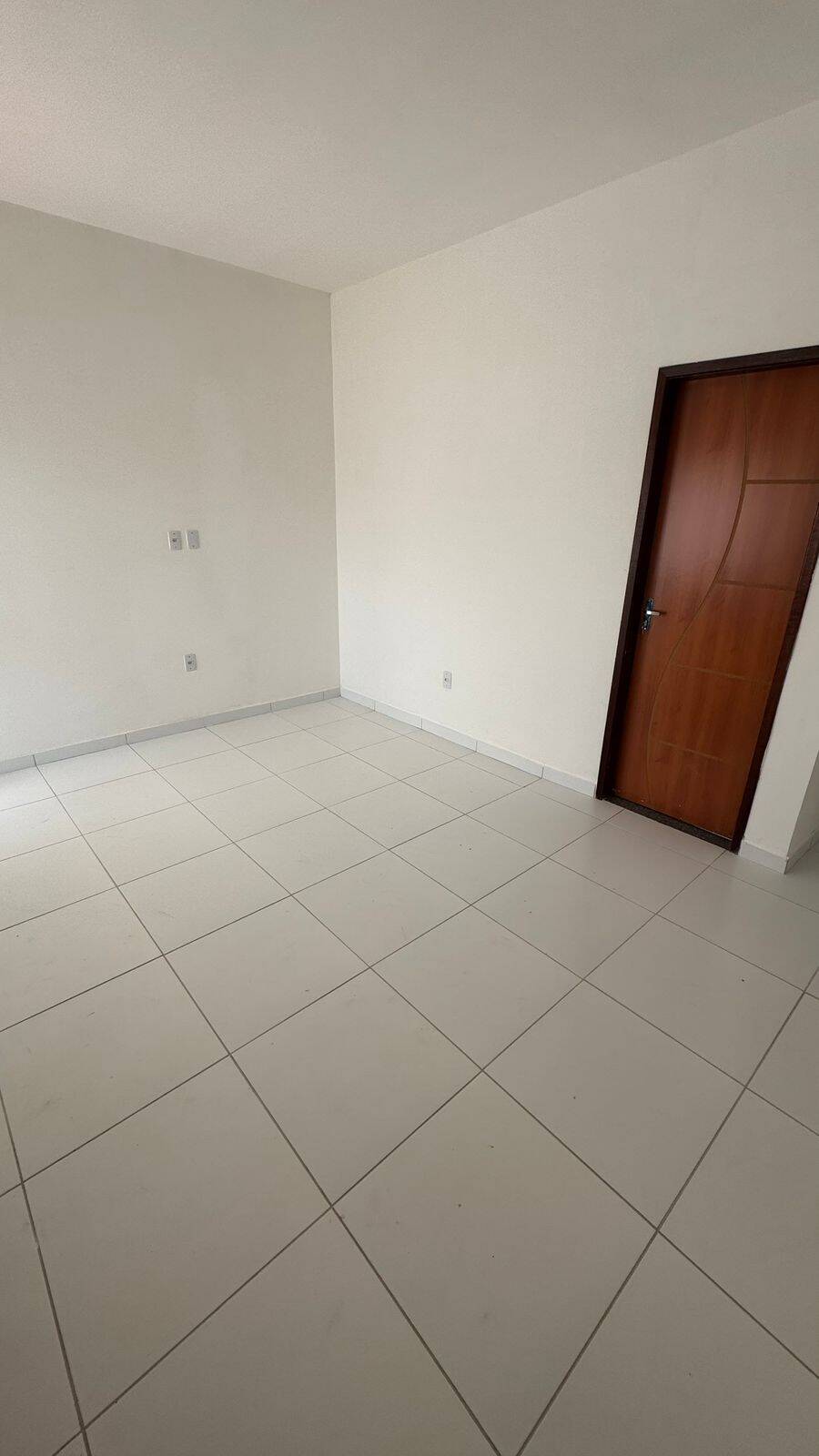 Casa à venda com 2 quartos, 60m² - Foto 5