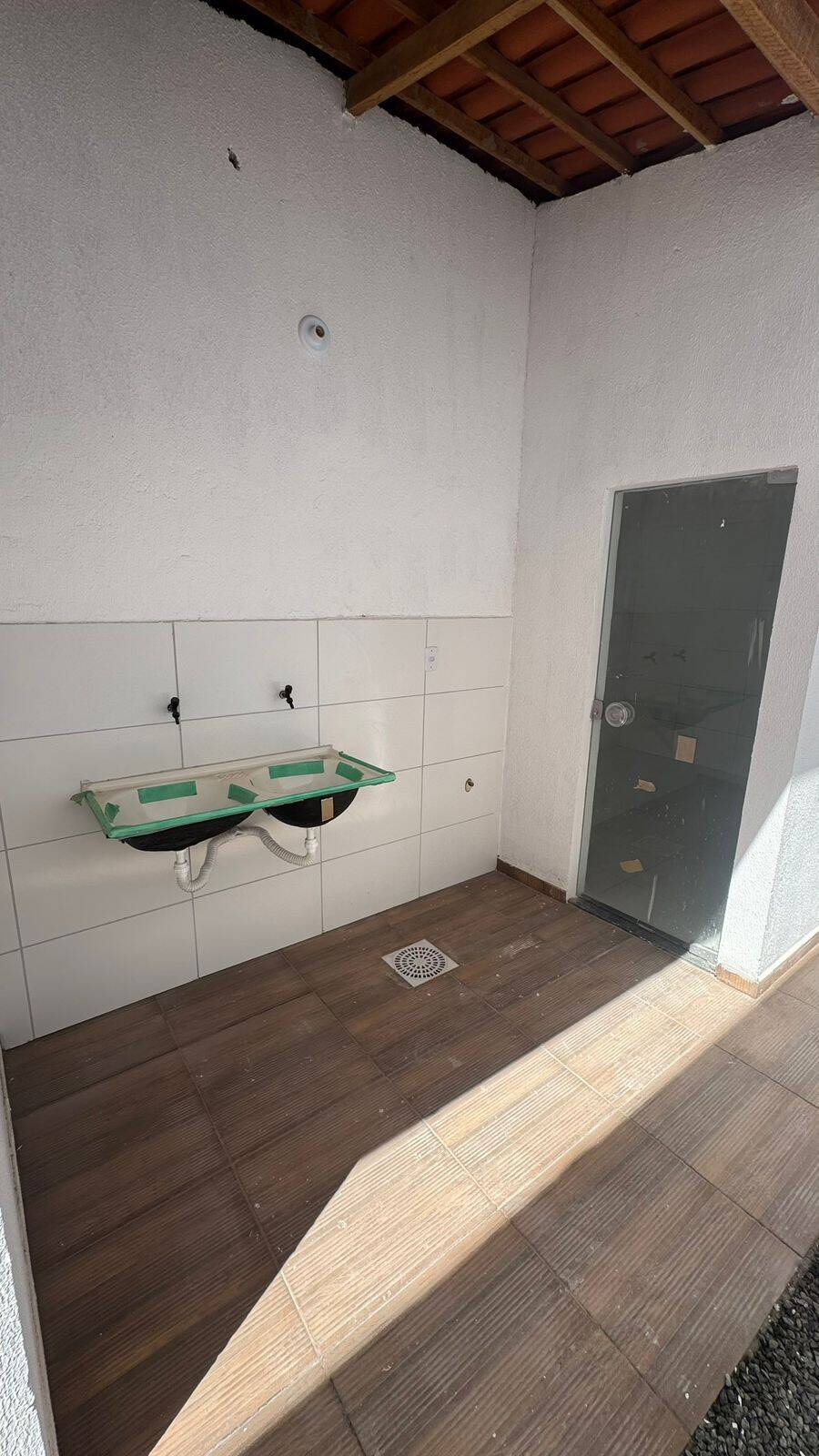 Casa à venda com 2 quartos, 60m² - Foto 14