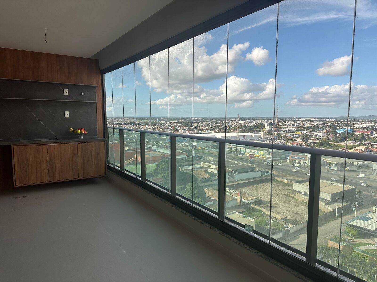 Apartamento à venda e aluguel com 3 quartos, 140m² - Foto 1
