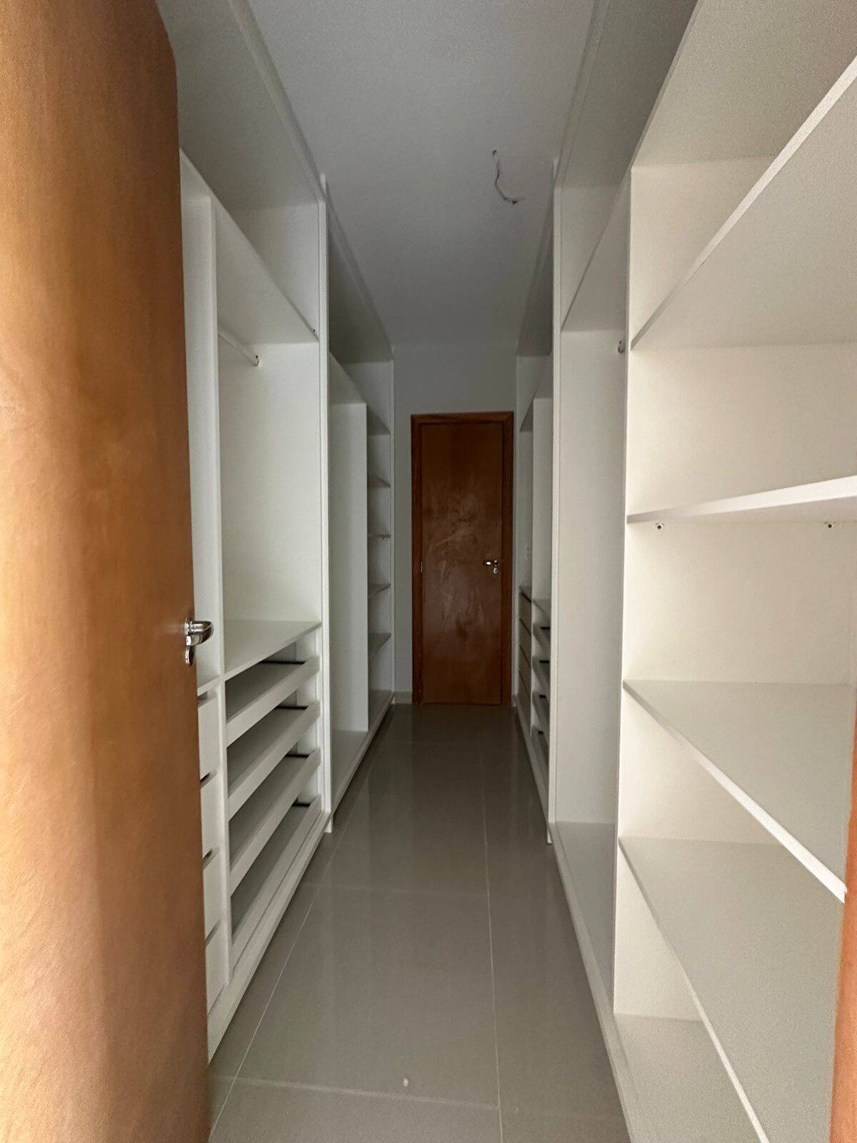 Apartamento à venda e aluguel com 3 quartos, 140m² - Foto 7
