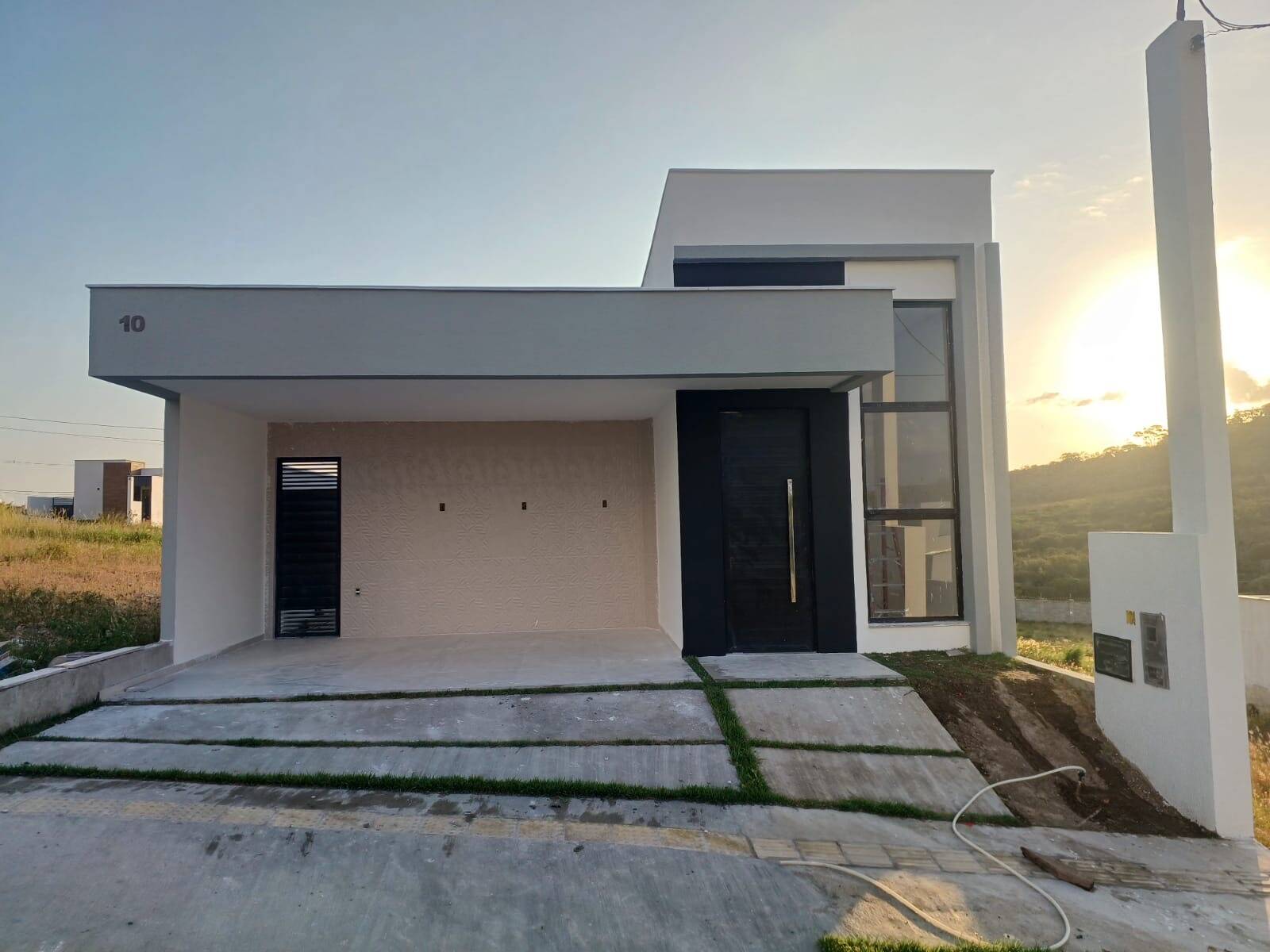 Casa, 3 quartos, 100 m² - Foto 1