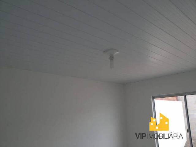 Casa para Venda em Feira de Santana - 3