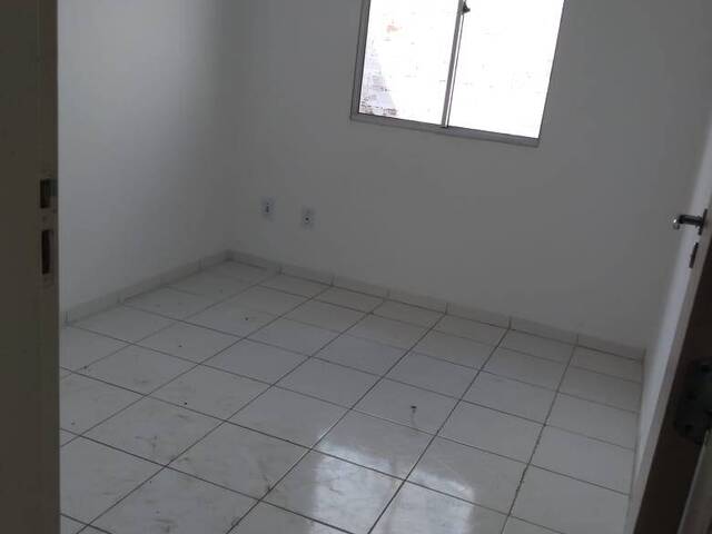 #1415 - Casa para Locação em Feira de Santana - BA