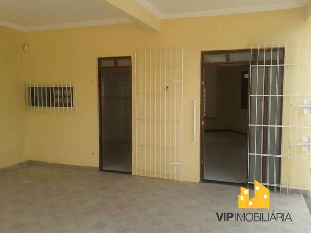 #2065 - Casa para Venda em Feira de Santana - BA - 1
