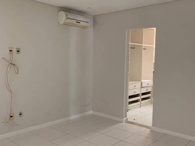 #2416 - Casa para Venda em Feira de Santana - BA