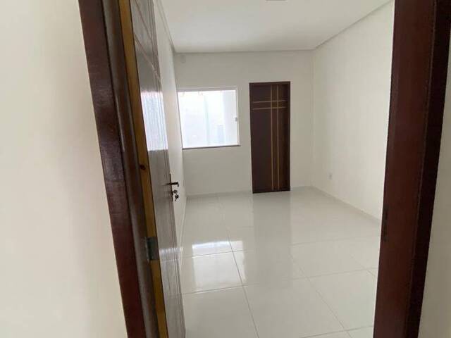#3036 - Casa para Venda em Feira de Santana - BA - 3