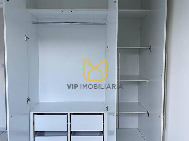 #3181 - Apartamentos para Venda em Feira de Santana - BA - 3