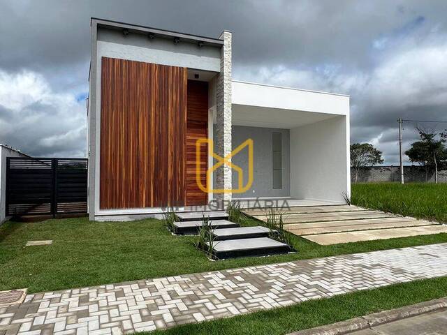 #3260 - Casa para Venda em Feira de Santana - BA