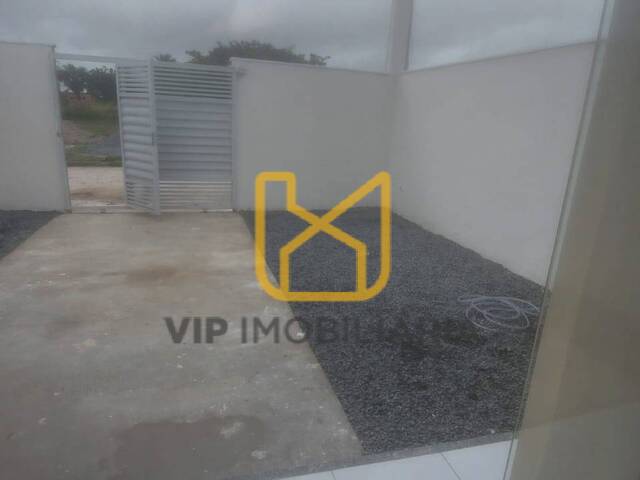 #3335 - Casa para Venda em Feira de Santana - BA