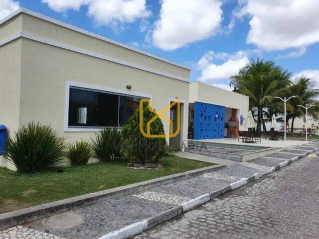 #3383 - Casa para Venda em Feira de Santana - BA