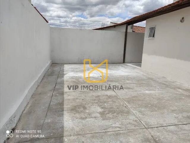 Casa para Venda em Feira de Santana - 5