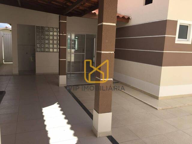 #3433 - Casa para Venda em Feira de Santana - BA