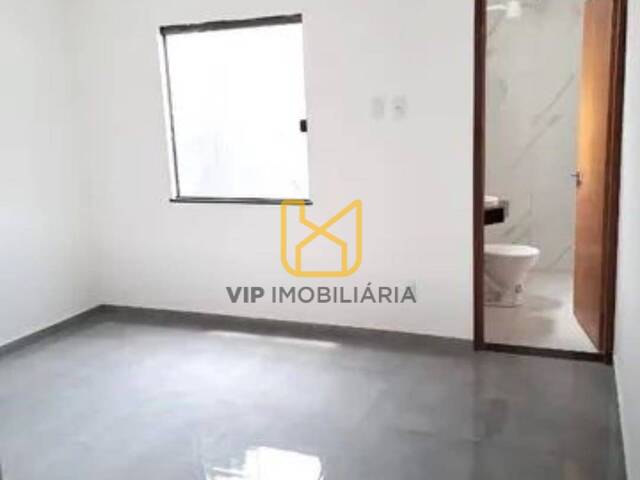Casa para Venda em Feira de Santana - 4