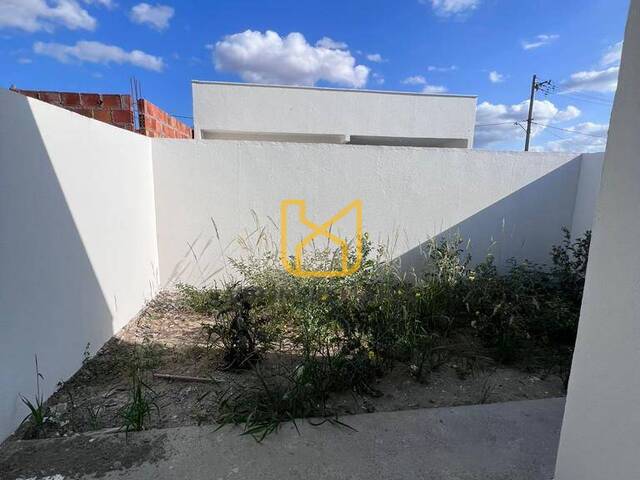 #3504 - Casa para Venda em Feira de Santana - BA - 3