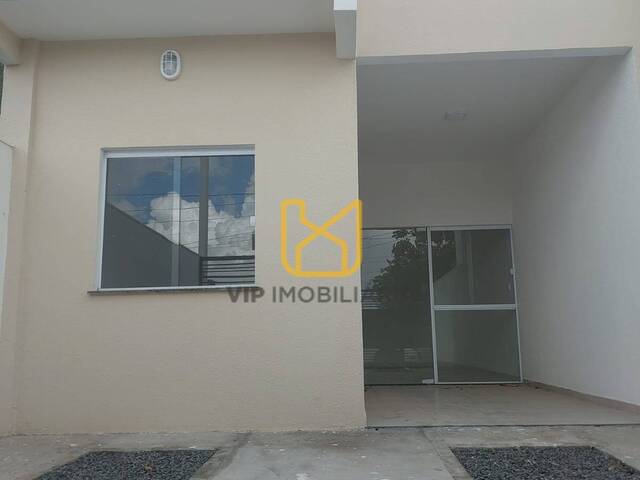 #3505 - Casa para Venda em Feira de Santana - BA - 2