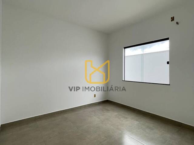 Casa para Venda em Feira de Santana - 5